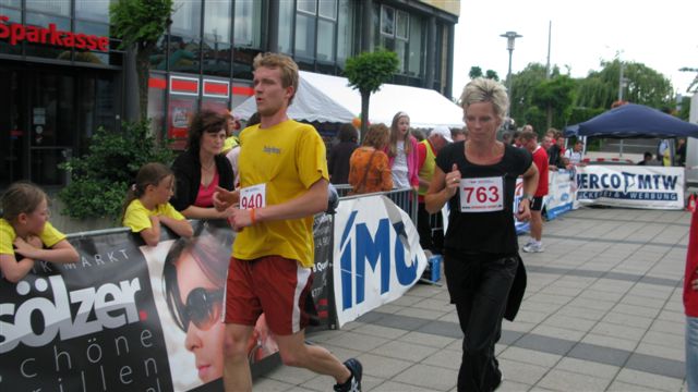 ../Images/BenefizlaufMerseburg2011 (9).jpg